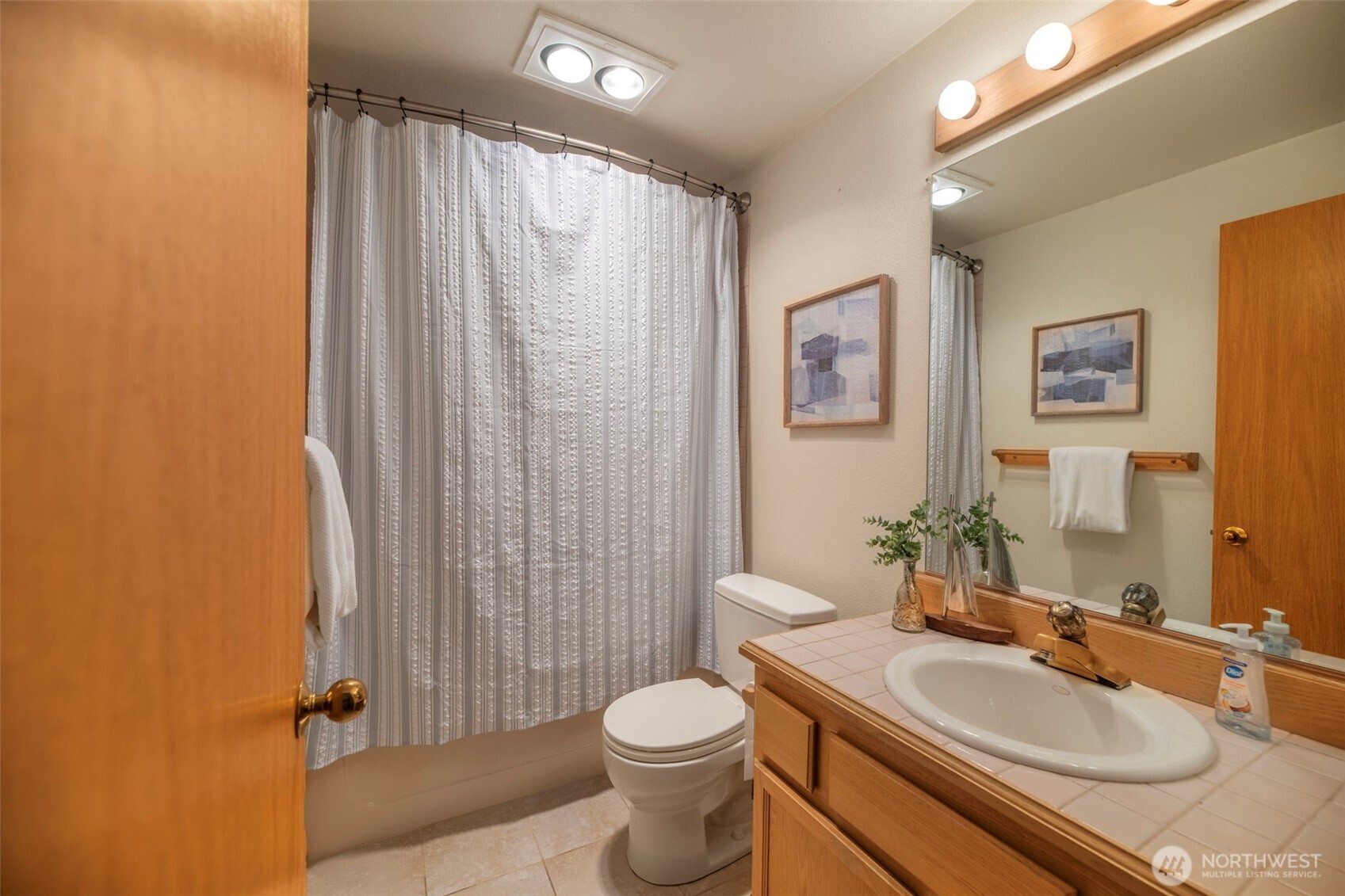 6910 SW California Avenue #14, Seattle, WA 98136