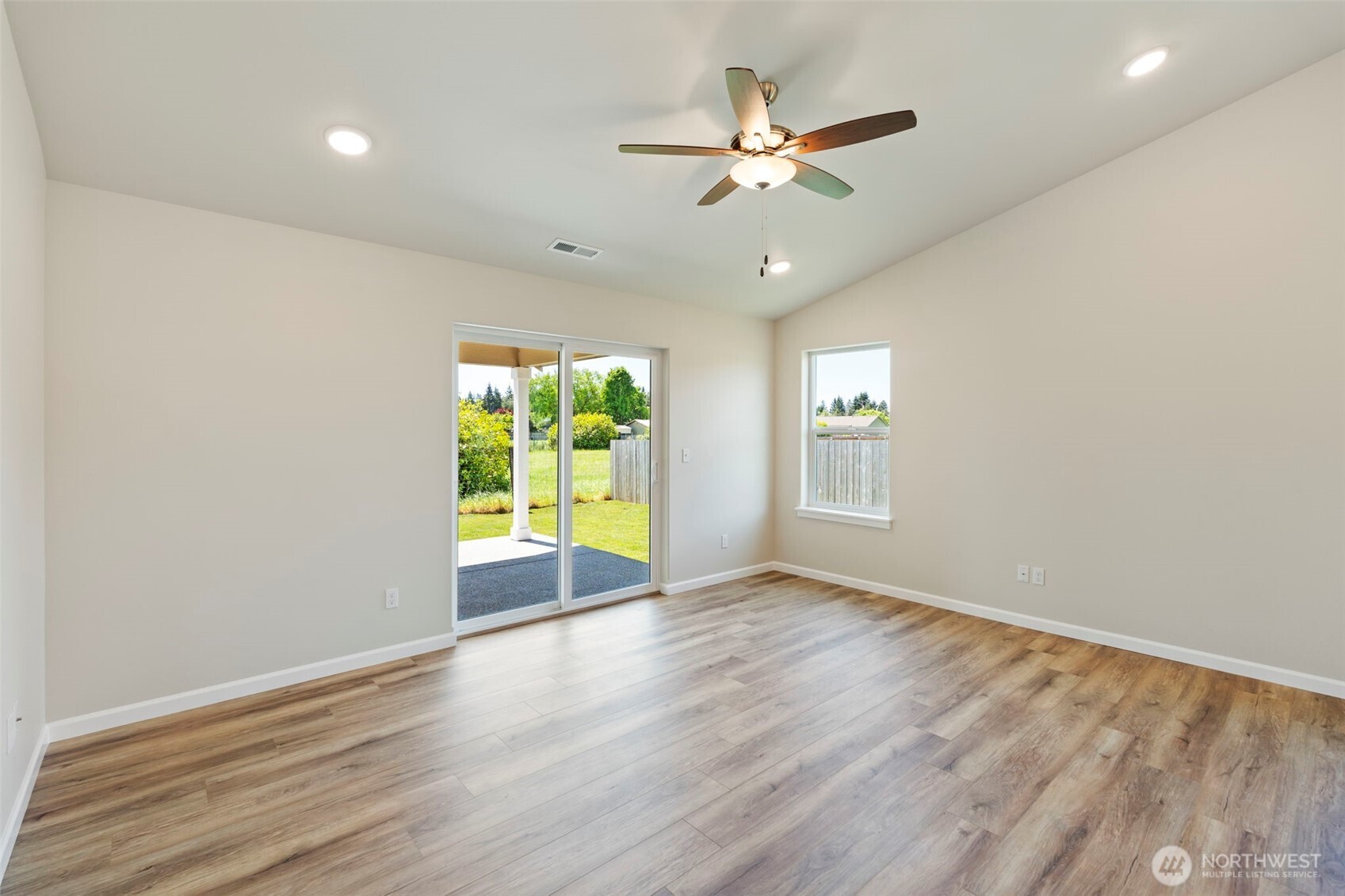 9609 179th Trail SW, Rochester, WA 98579