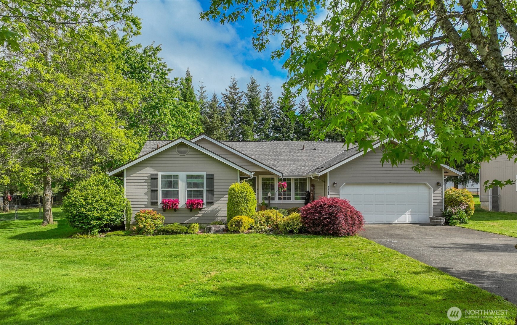 119 Stone Way , Chehalis, WA 98532-8456