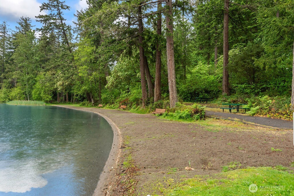 22427 Fairwood Court SE, Yelm, WA 98597-7400