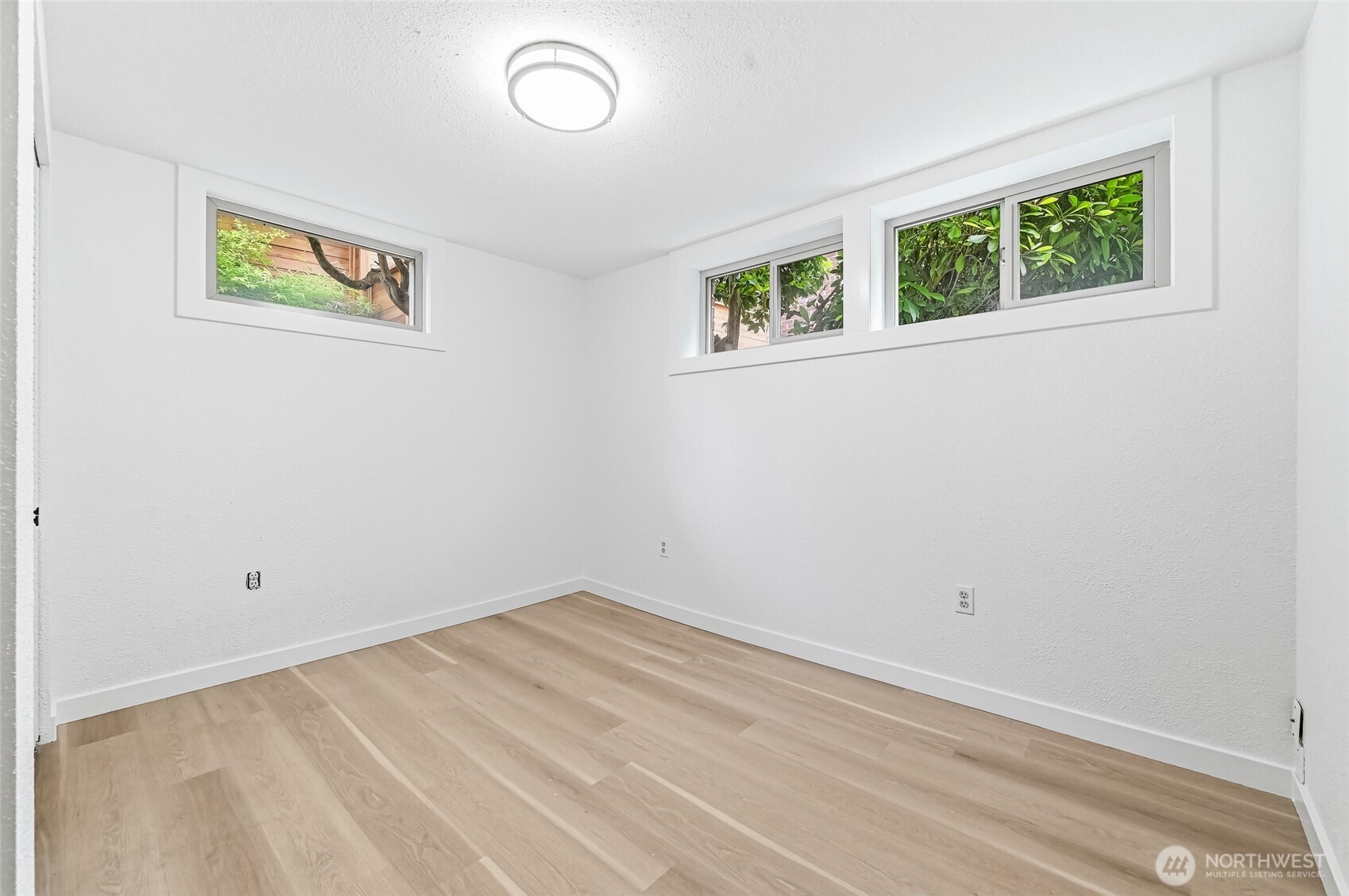 10825 Marine View Drive SW, Seattle, WA 98146