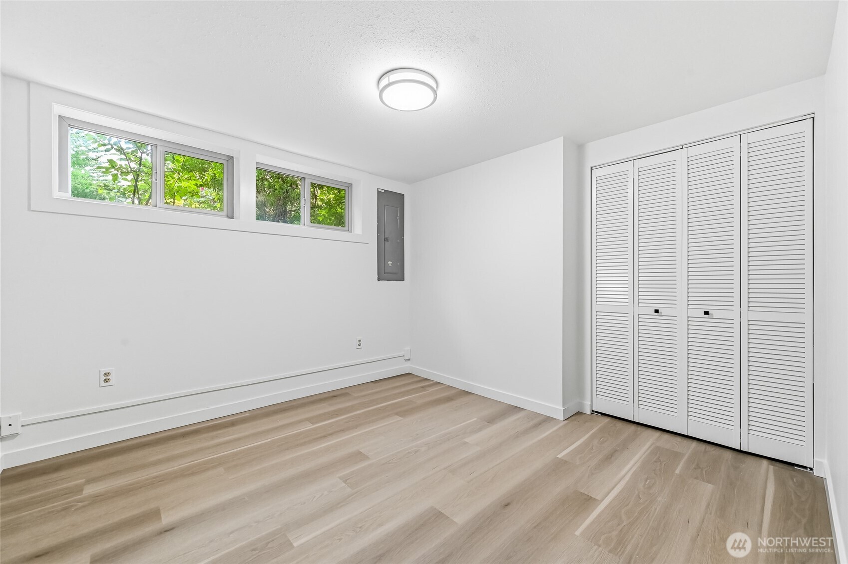 10825 Marine View Drive SW, Seattle, WA 98146