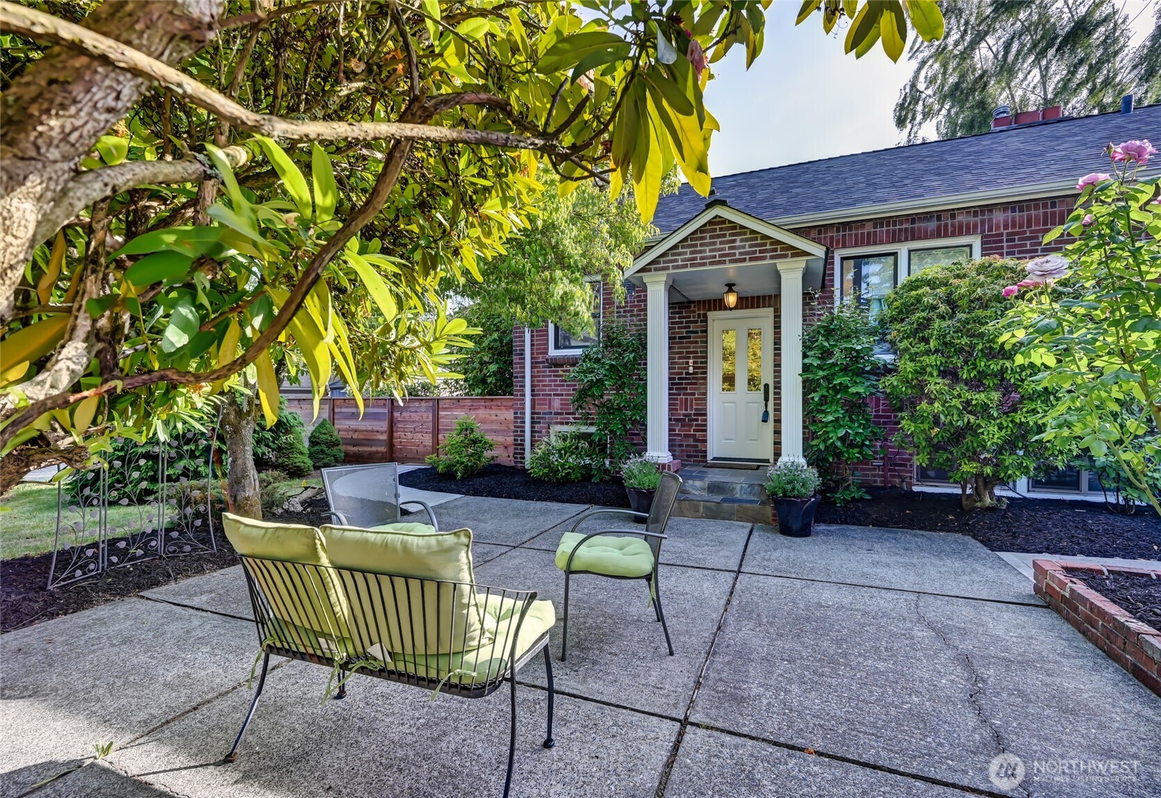 10825 Marine View Drive SW, Seattle, WA 98146