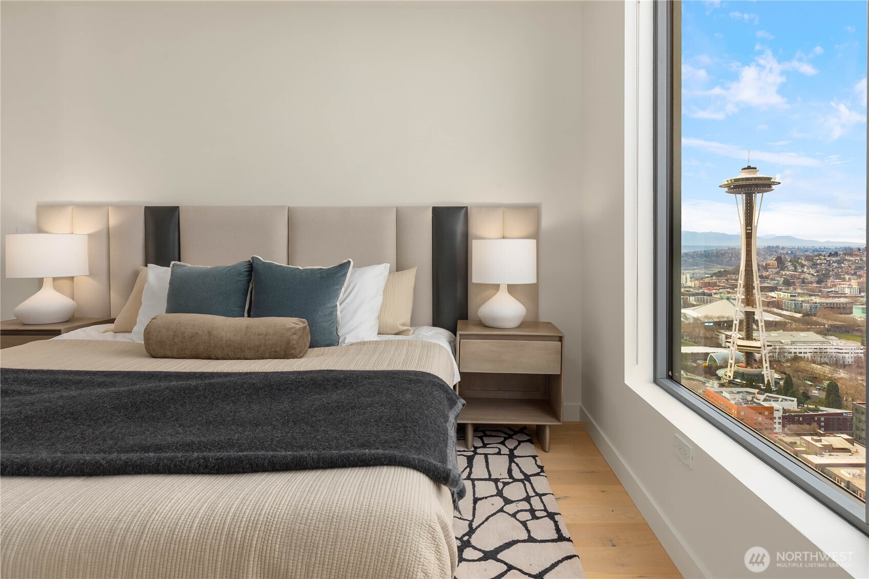 2510 6th Avenue #3602, Seattle, WA 98121
