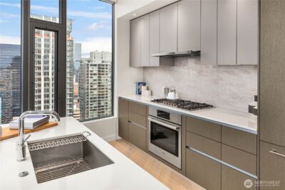 2510 6th Avenue #3602, Seattle, WA 98121 - Photo 8