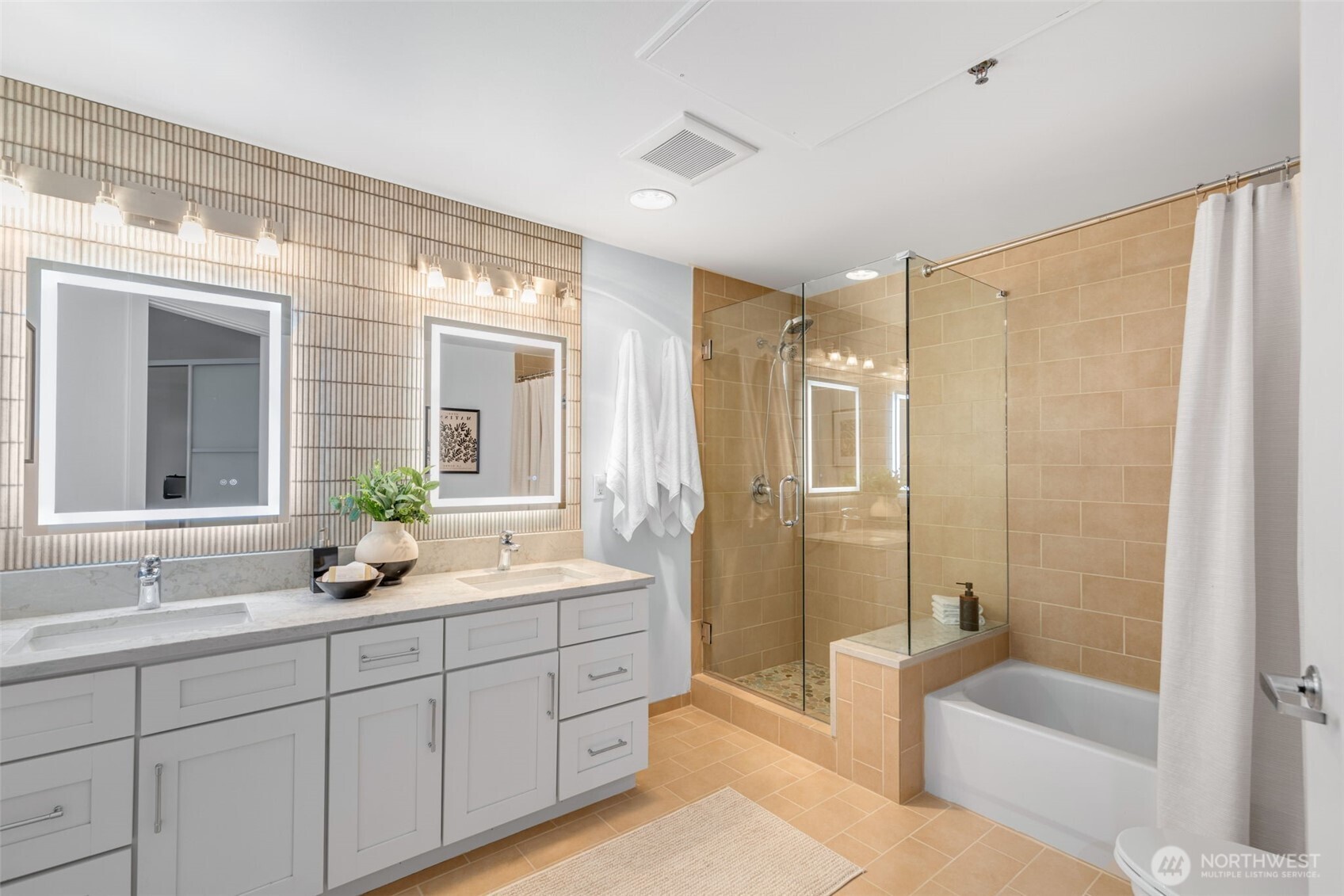 2720 3rd Avenue #416, Seattle, WA 98121