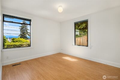 2727 36th Avenue SW, Seattle, WA 98126-2102 - Photo 20