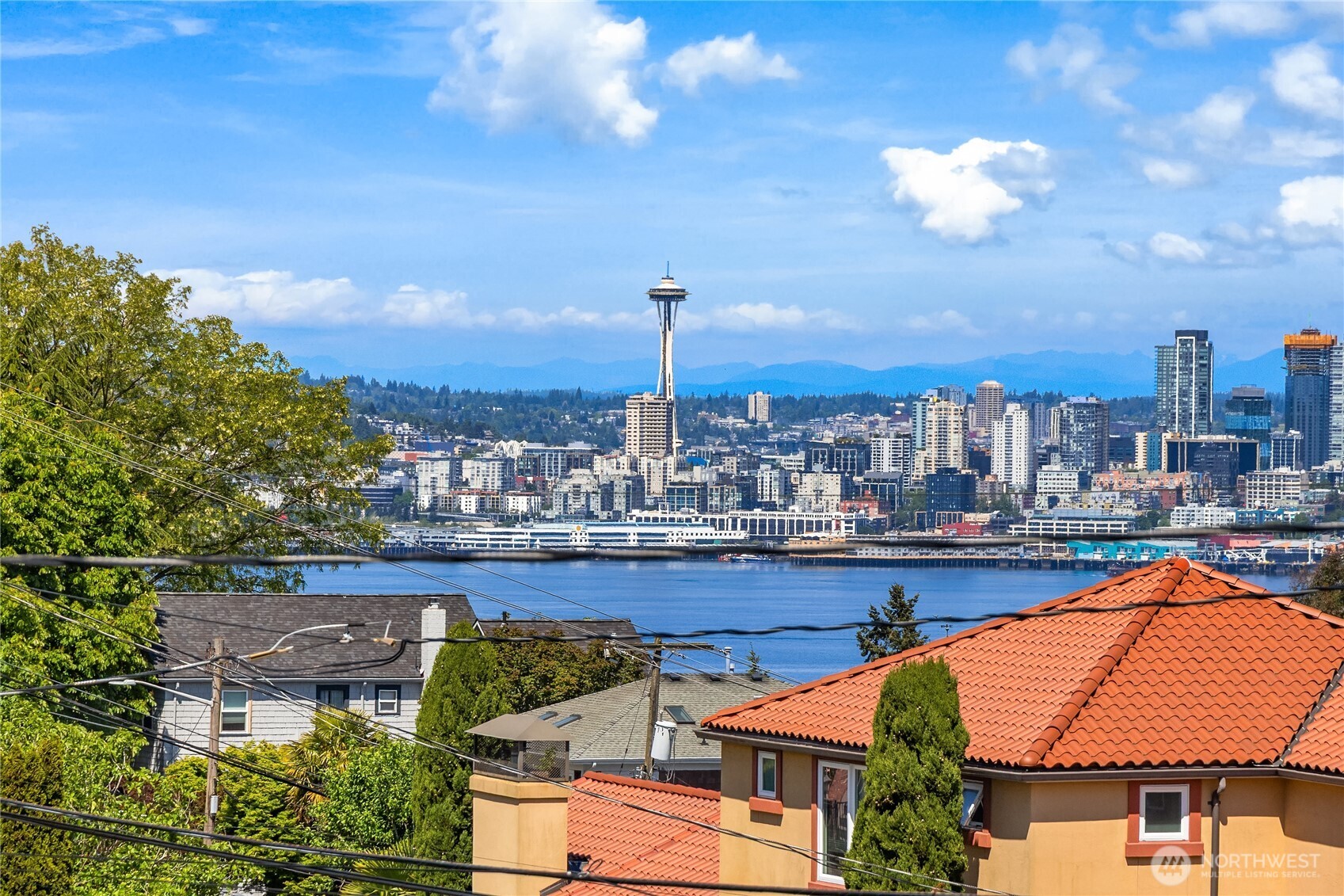 2727 36th Avenue SW, Seattle, WA 98126-2102