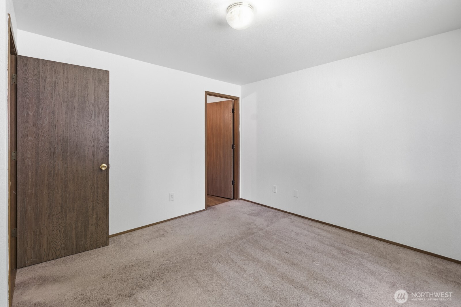 611 Phoenix Street NE, Olympia, WA 98506