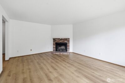 611 Phoenix Street NE, Olympia, WA 98506 - Photo 4