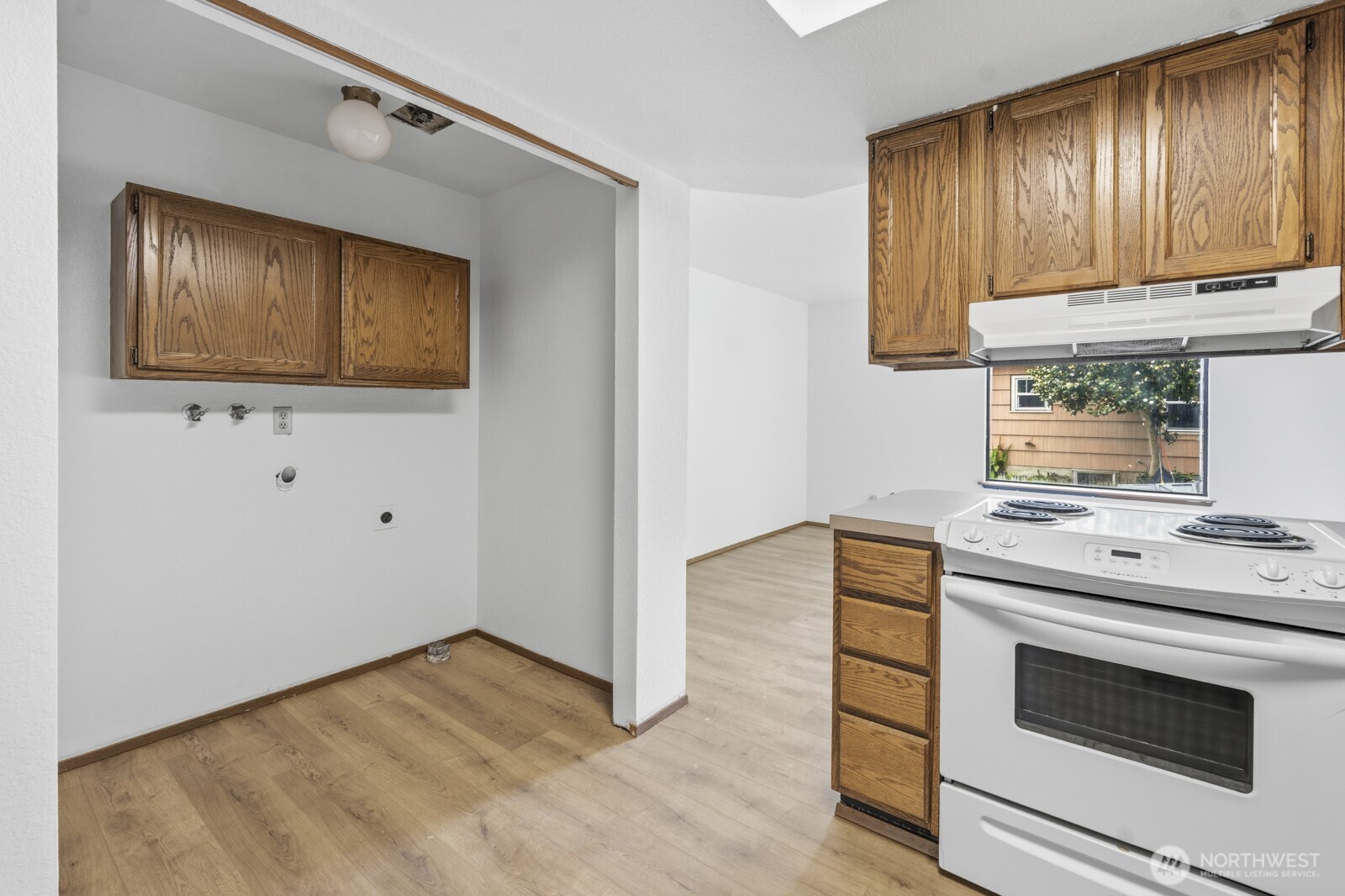 611 Phoenix Street NE, Olympia, WA 98506