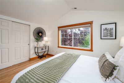 8517 B Stone Avenue N, Seattle, WA 98103 - Photo 14