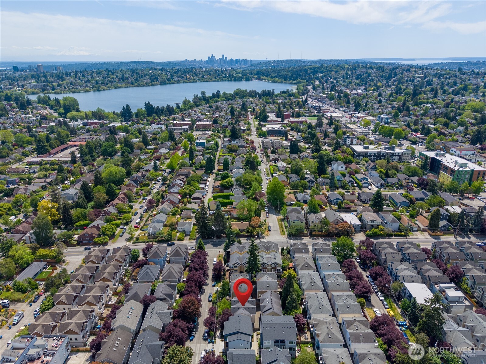 8517 B Stone Avenue N, Seattle, WA 98103