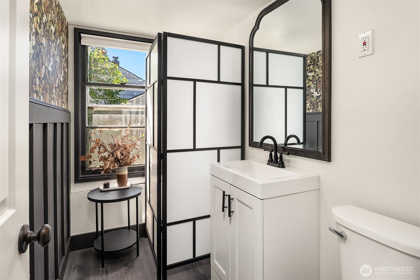 7439 S 116th Place , Seattle, WA 98178