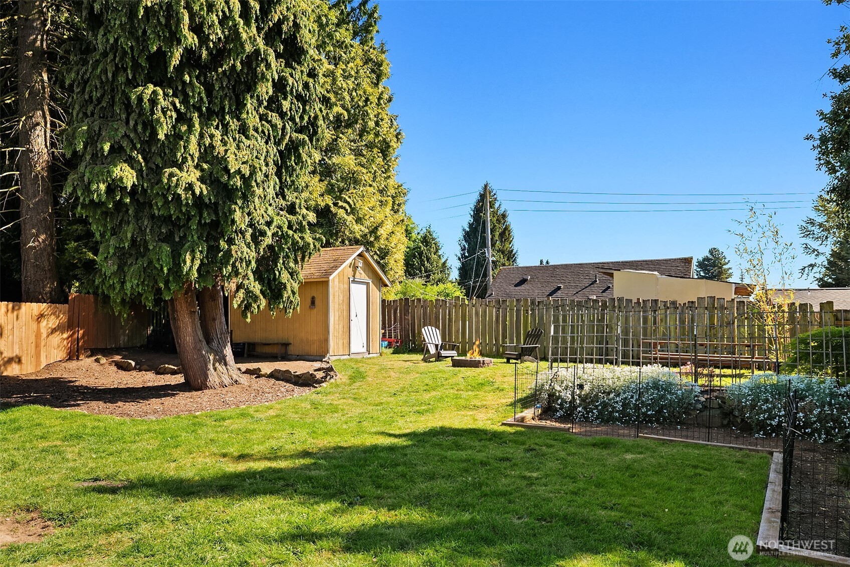 7439 S 116th Place , Seattle, WA 98178
