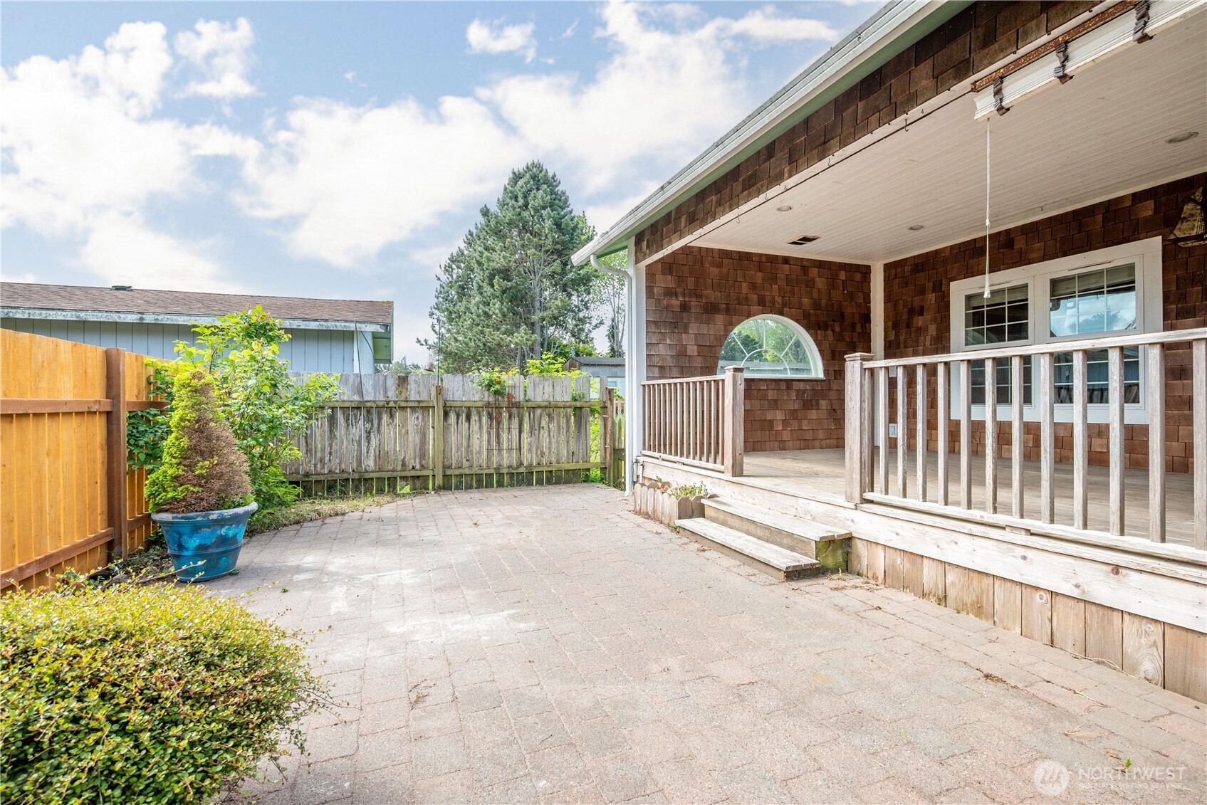 1608 N Washington Avenue , Long Beach, WA 98631