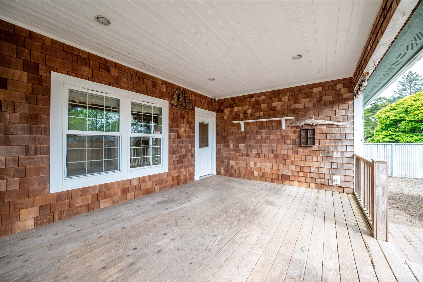 1608 N Washington Avenue , Long Beach, WA 98631