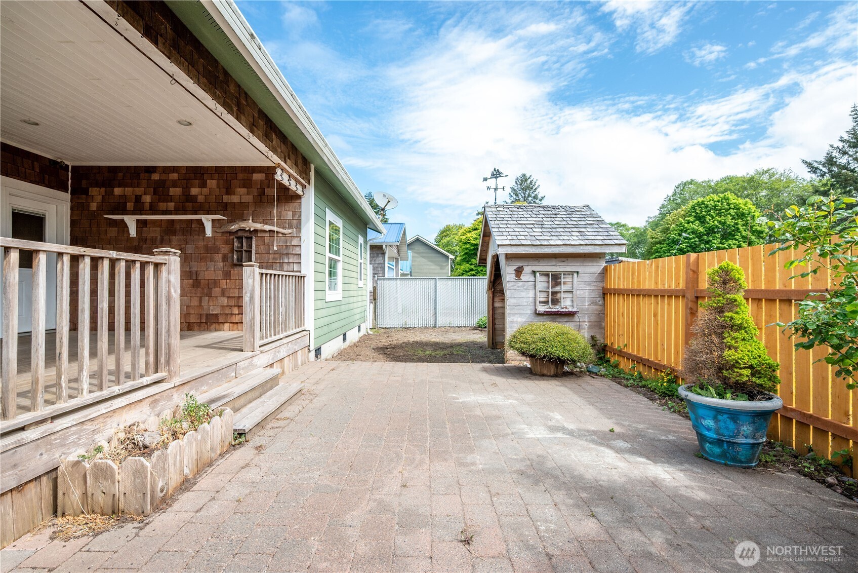 1608 N Washington Avenue , Long Beach, WA 98631