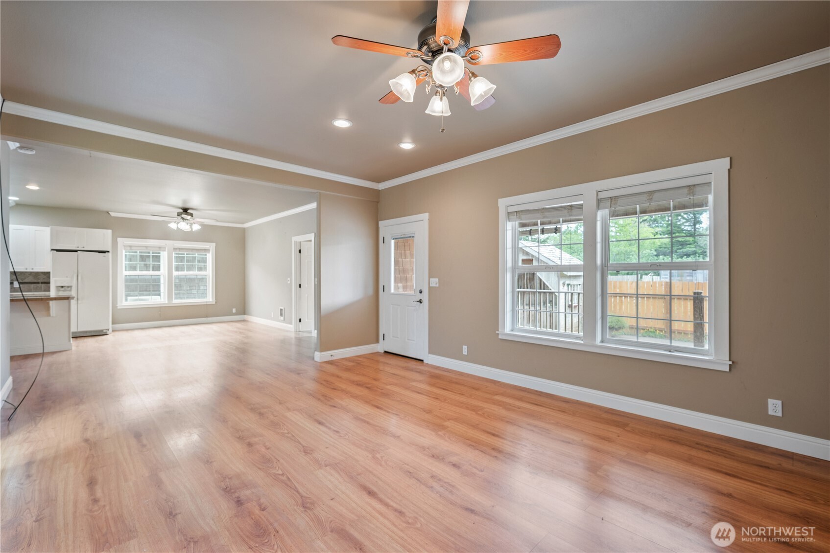1608 N Washington Avenue , Long Beach, WA 98631