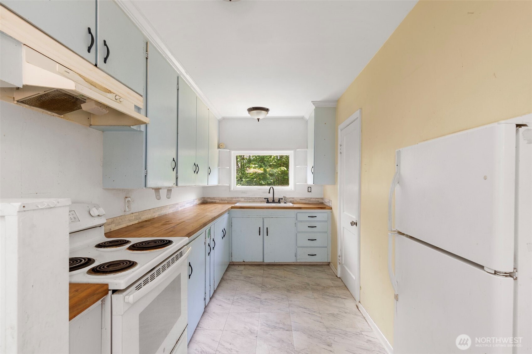 26304 Bannister Street NE, Kingston, WA 98346