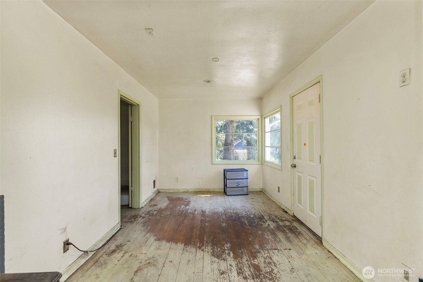 26304 Bannister Street NE, Kingston, WA 98346