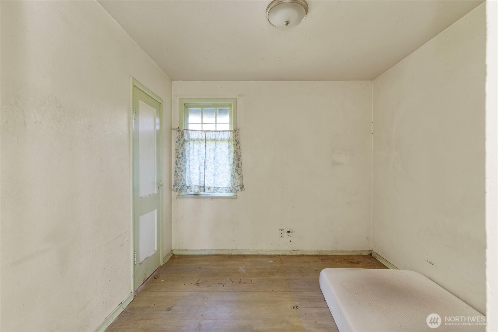 26304 Bannister Street NE, Kingston, WA 98346
