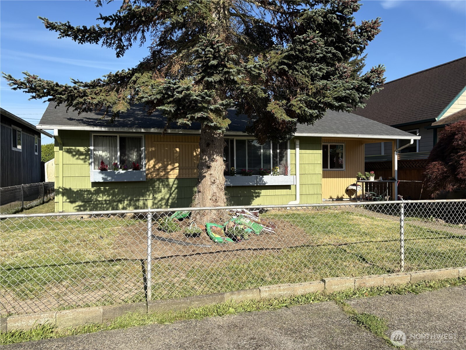 1116 J Street , Centralia, WA 98531