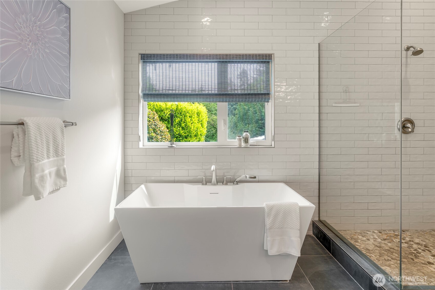 9226 25th Avenue NW, Seattle, WA 98117