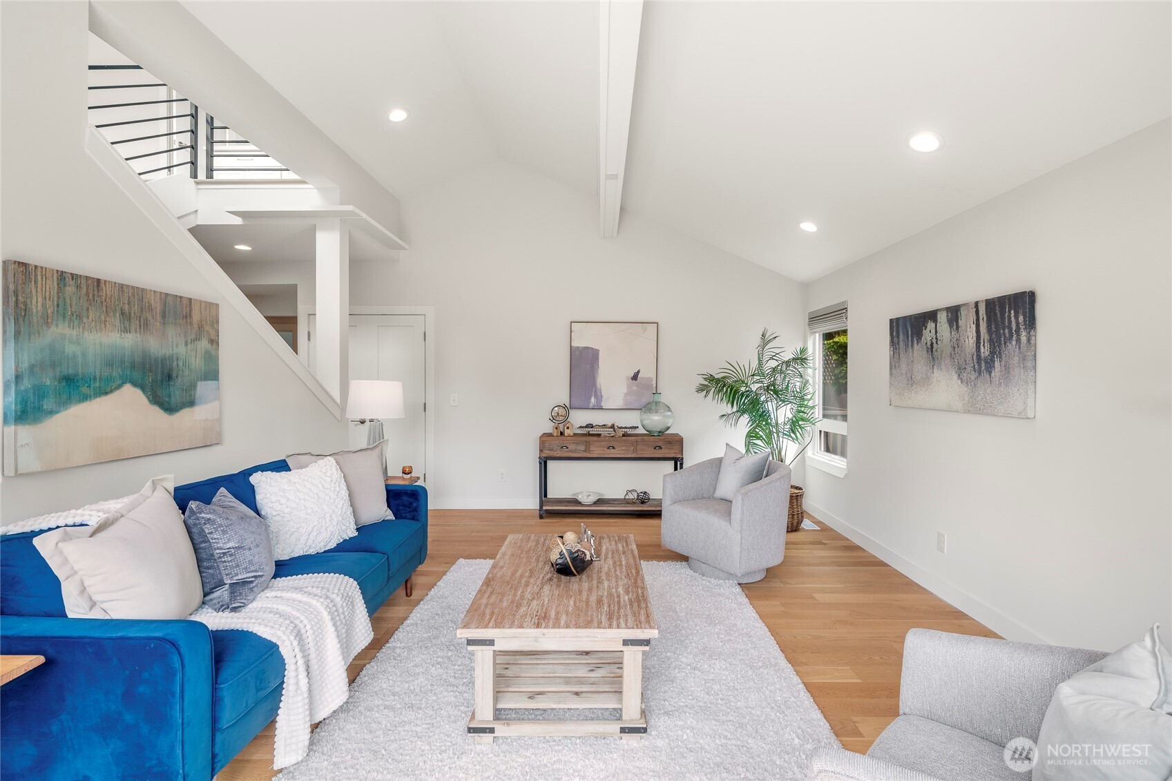 9226 25th Avenue NW, Seattle, WA 98117