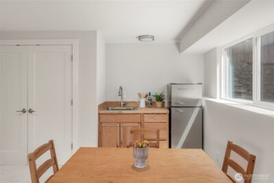 9226 25th Avenue NW, Seattle, WA 98117 - Photo 31