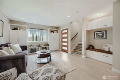 12534 C 5th Avenue NE, Seattle, WA 98125 - Photo 2