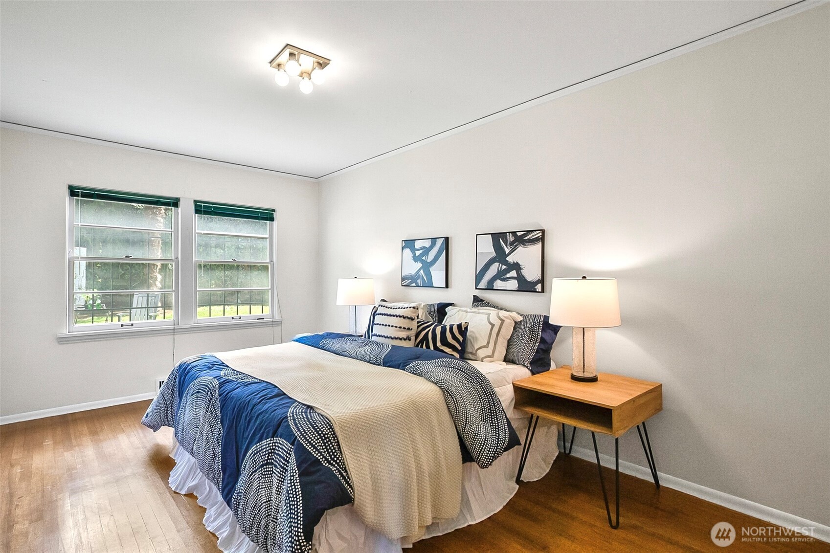 2814 42nd Avenue W, Seattle, WA 98199