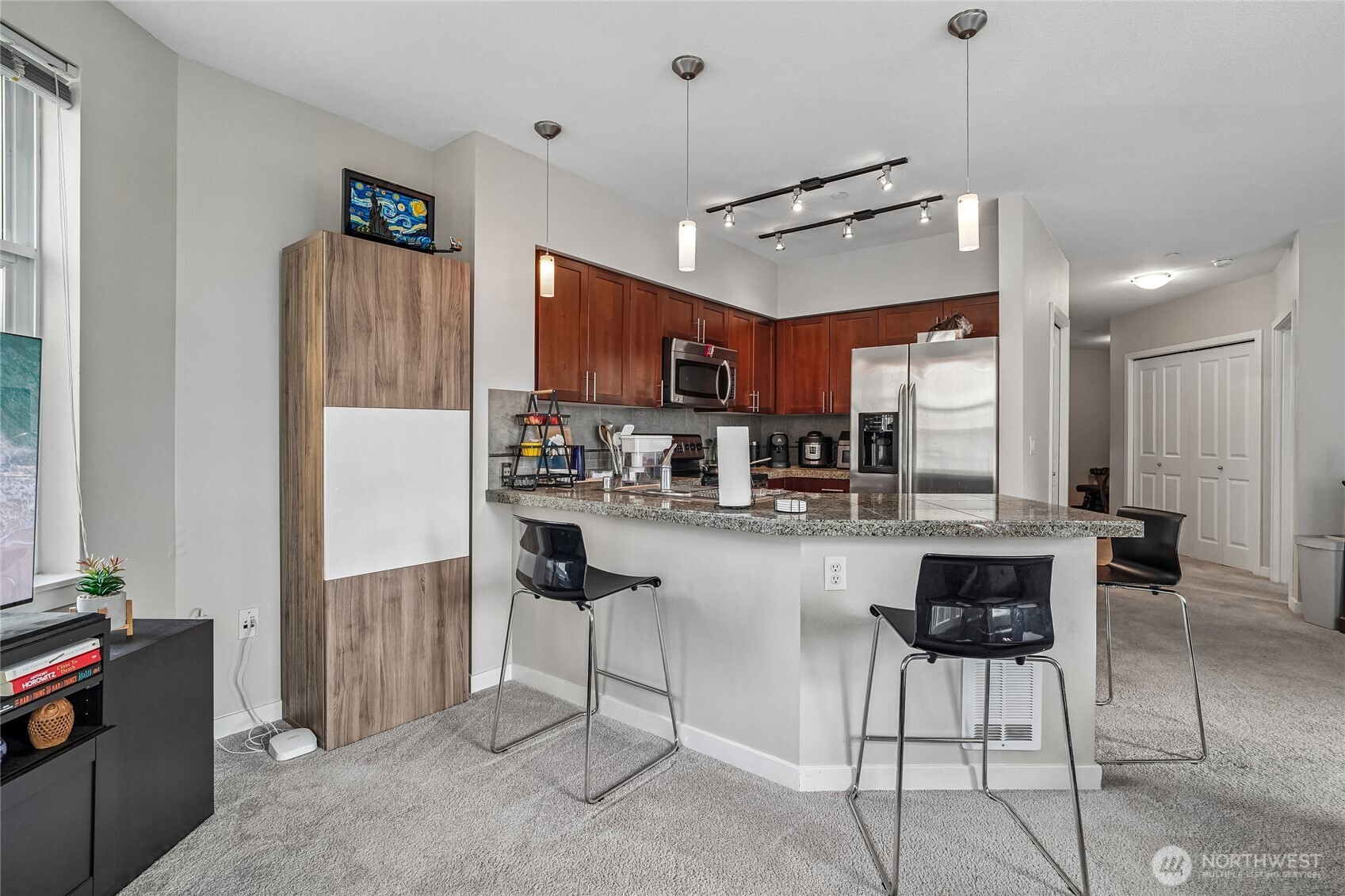 5440 Leary Avenue NW #526, Seattle, WA 98107