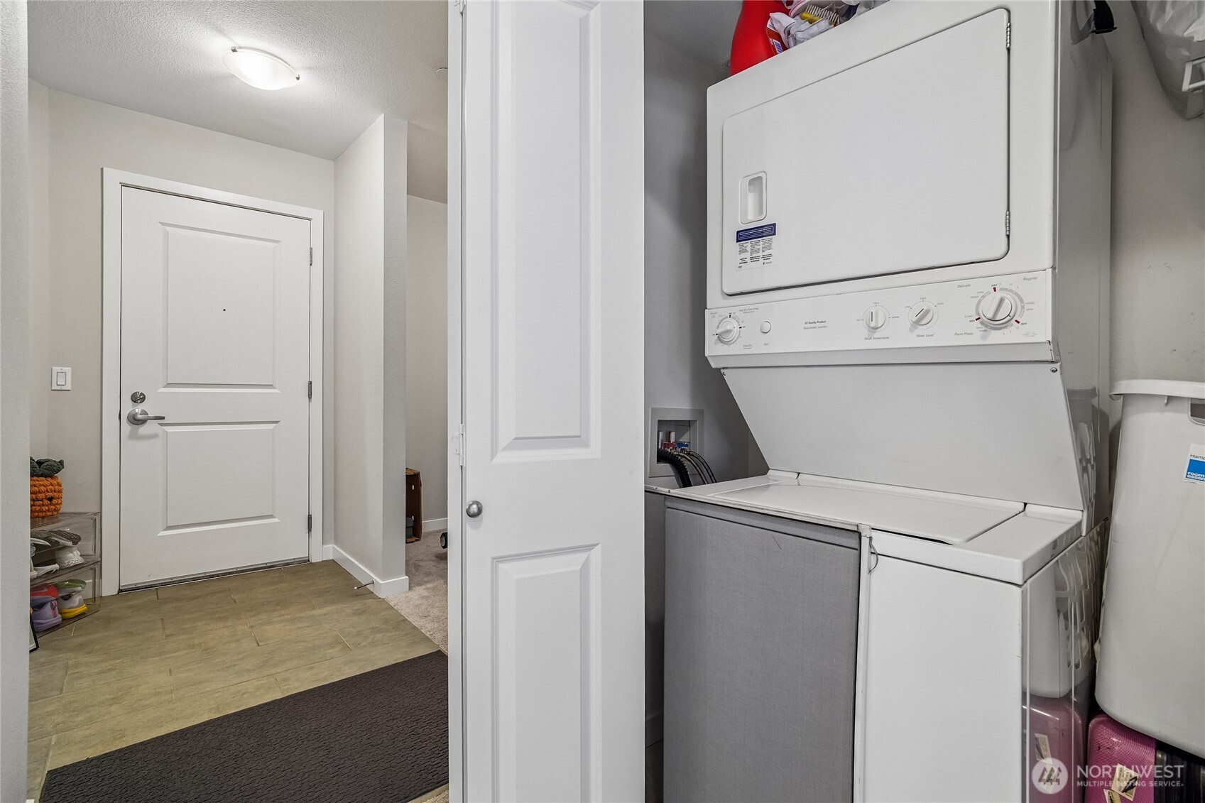 5440 Leary Avenue NW #526, Seattle, WA 98107