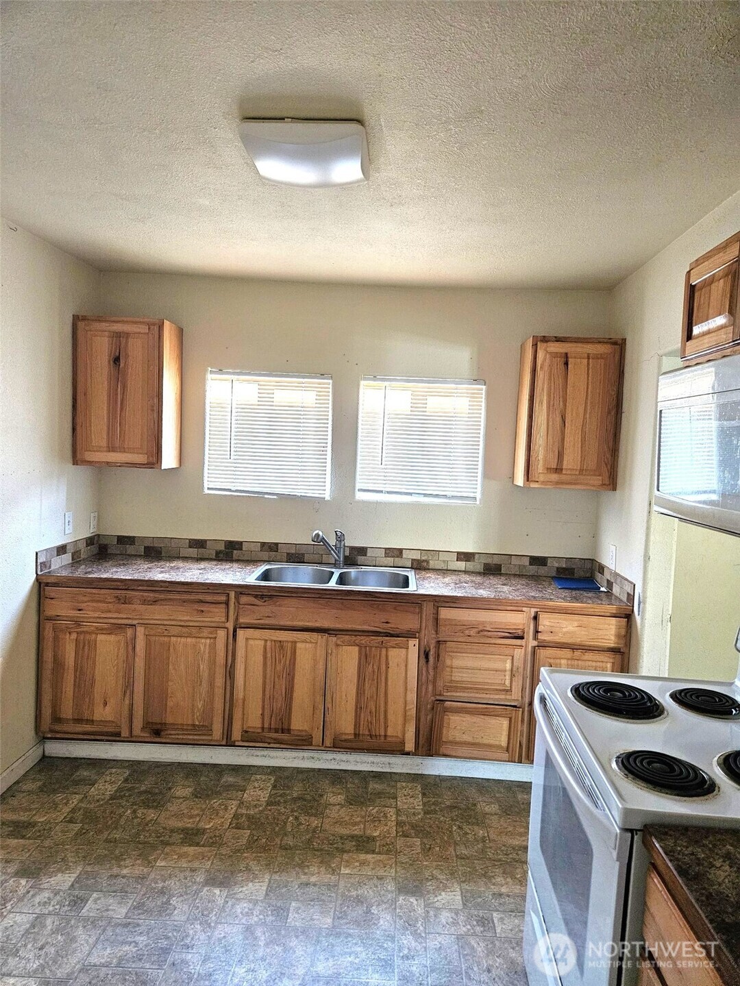 1401 Pacific Avenue , Aberdeen, WA 98520