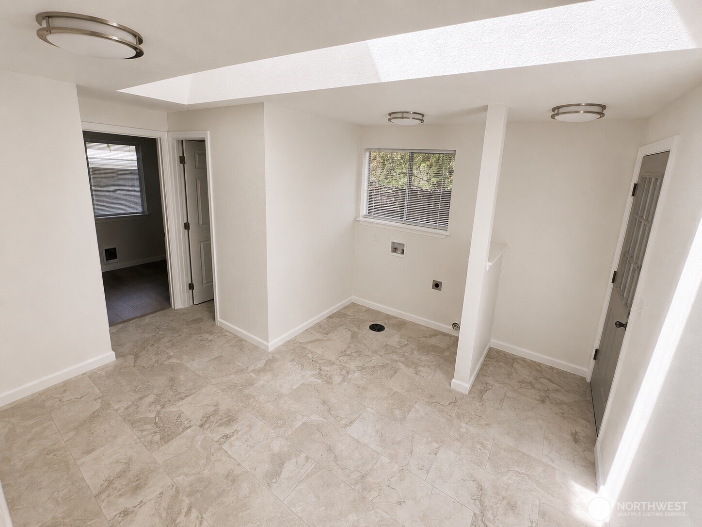 11210 133rd Avenue SE, Rainier, WA 98576