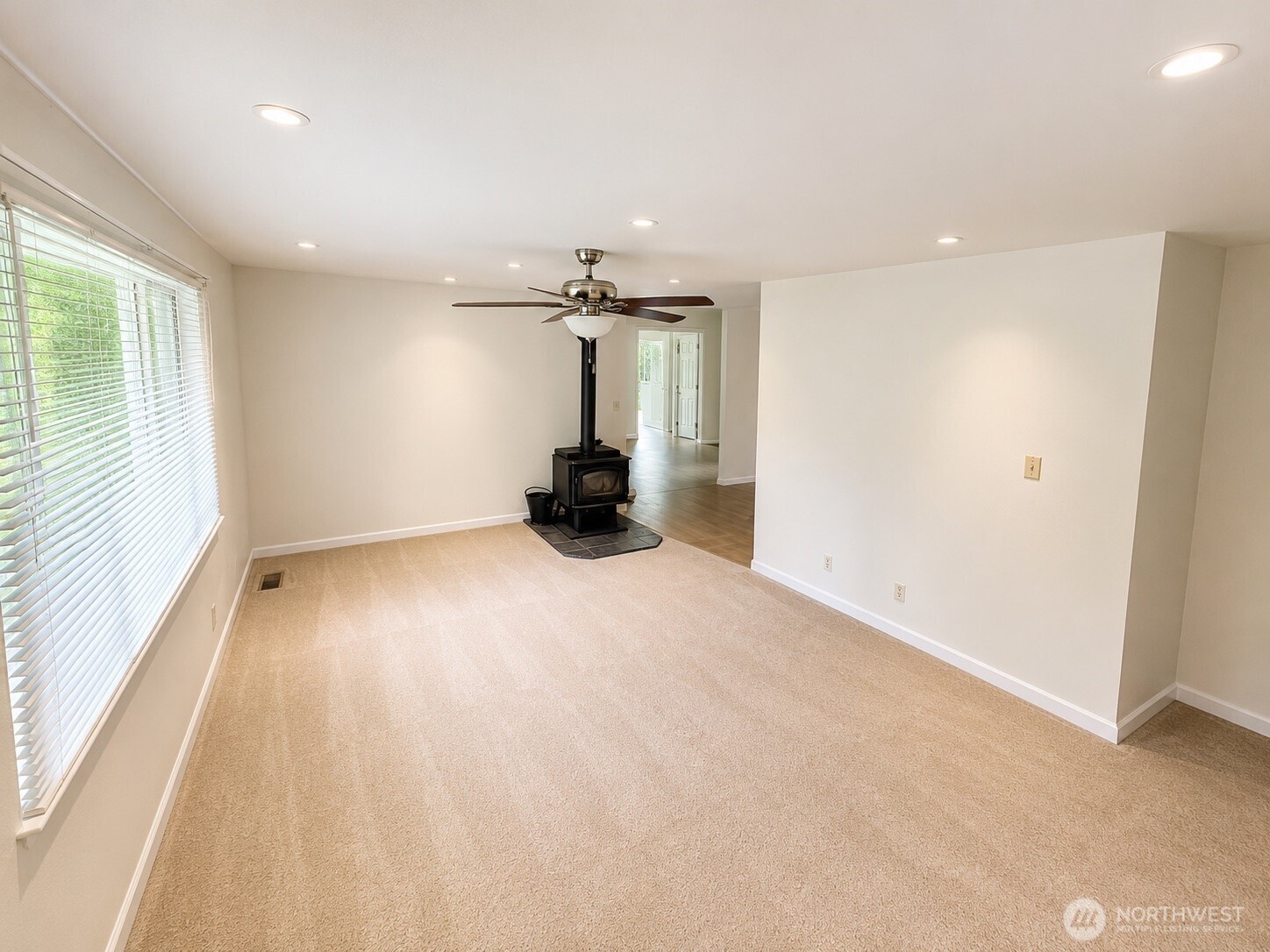 11210 133rd Avenue SE, Rainier, WA 98576