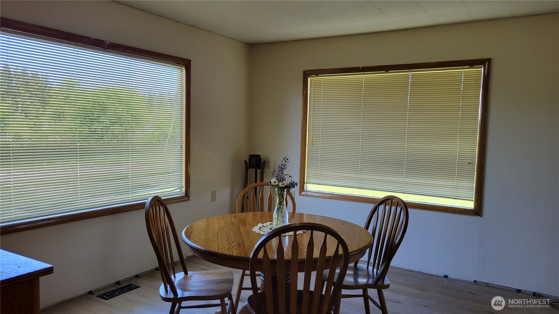 1296 US HWY 12 , Chehalis, WA 98532