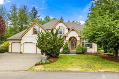 8202 204th Avenue Ct E, Bonney Lake, WA 98391 - Photo 2