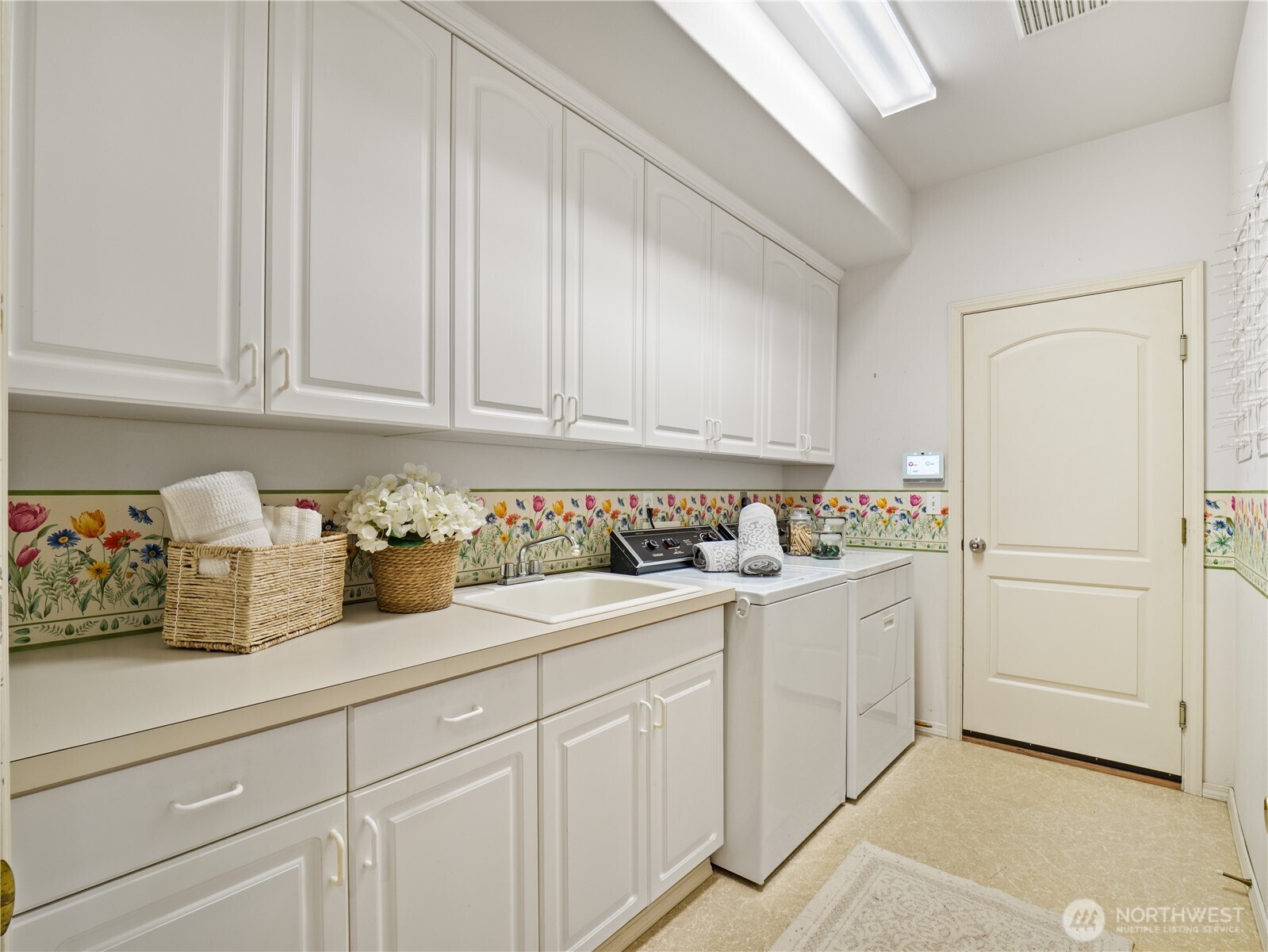 8202 204th Avenue Ct E, Bonney Lake, WA 98391