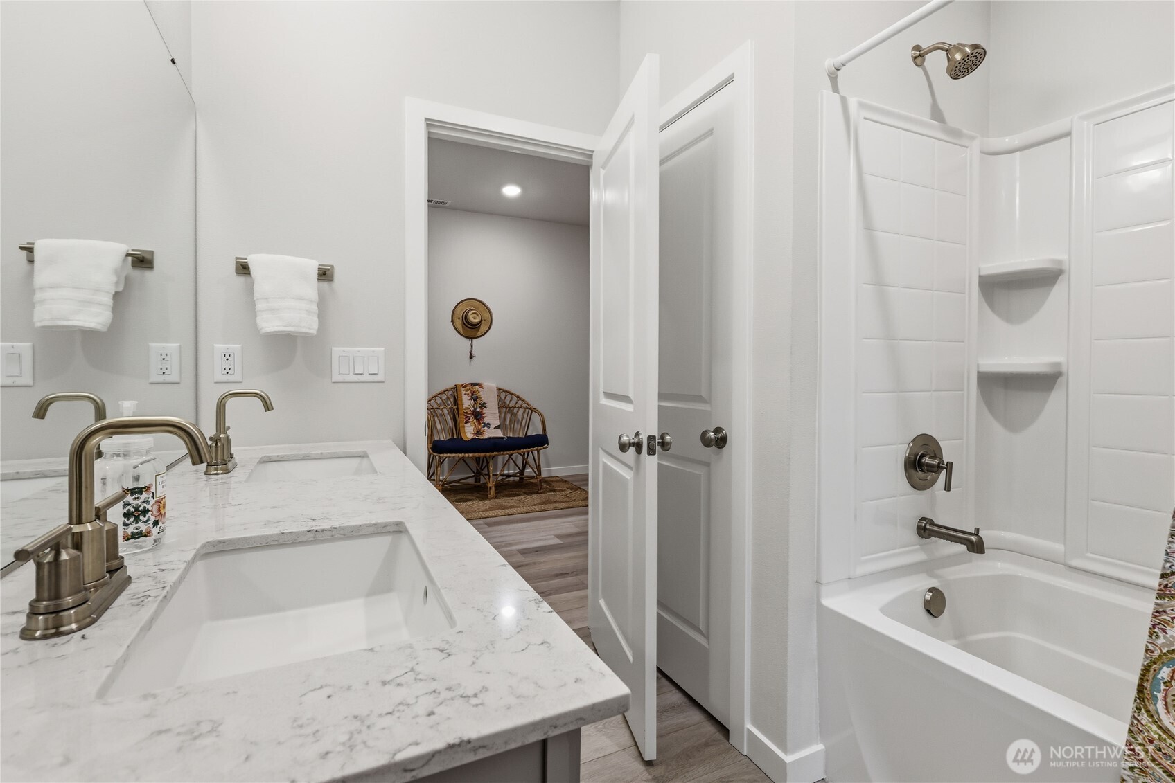 3449 SW Anchorage Lane , Port Orchard, WA 98367