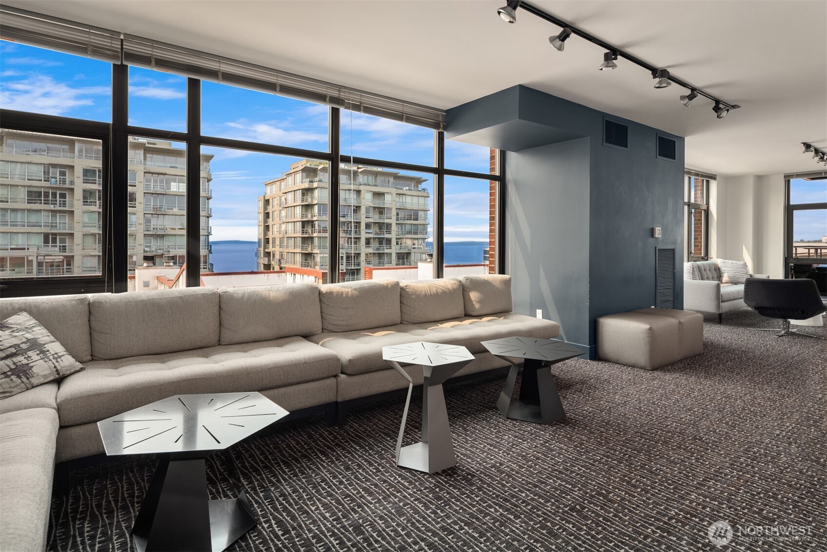2911 2nd Avenue #310, Seattle, WA 98121