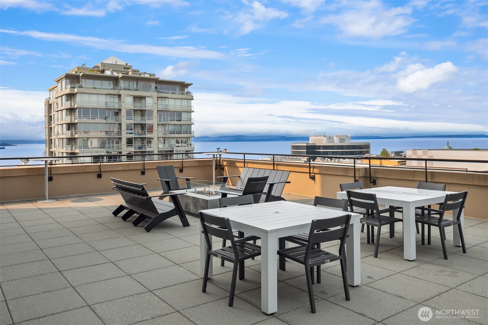 2911 2nd Avenue #310, Seattle, WA 98121
