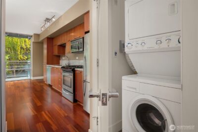 2911 2nd Avenue #310, Seattle, WA 98121 - Photo 8