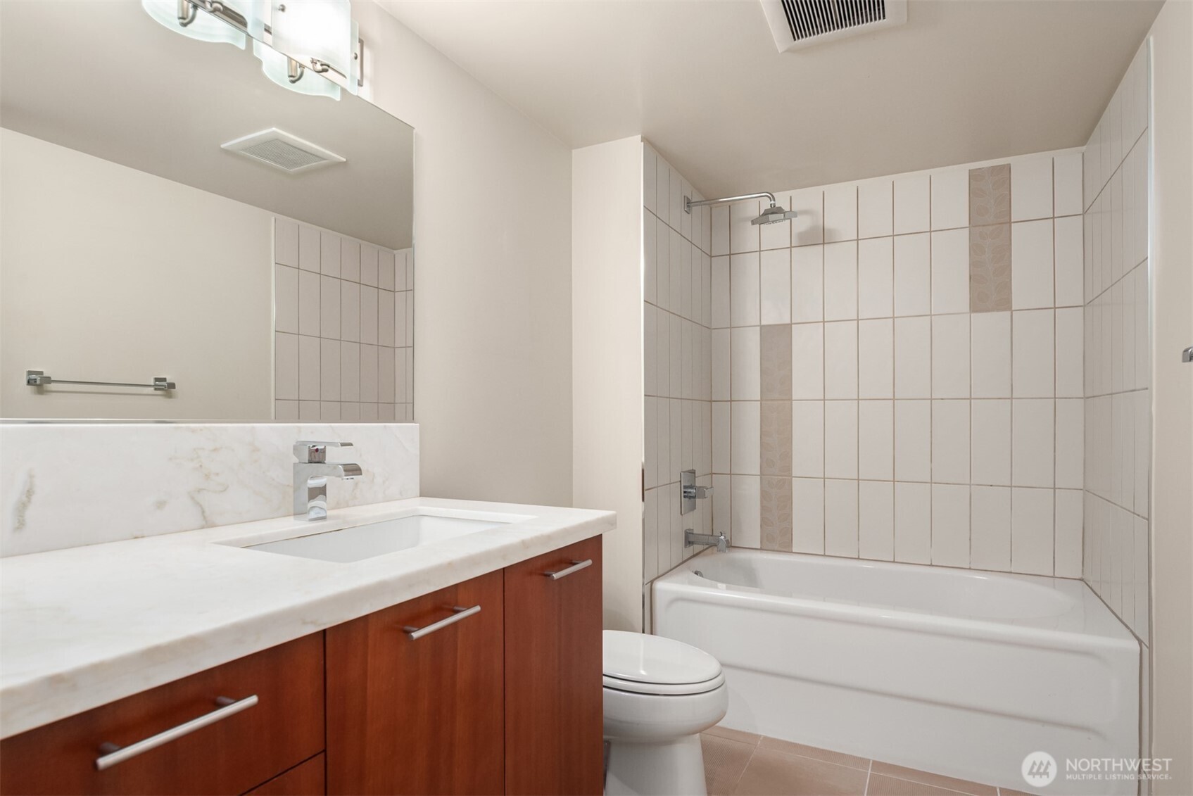 2911 2nd Avenue #310, Seattle, WA 98121