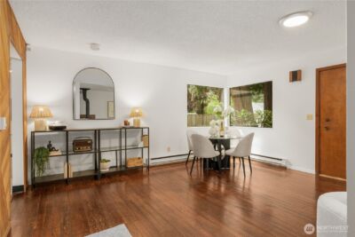 13718 27th Ave NE, Seattle, WA 98125 - Photo 3