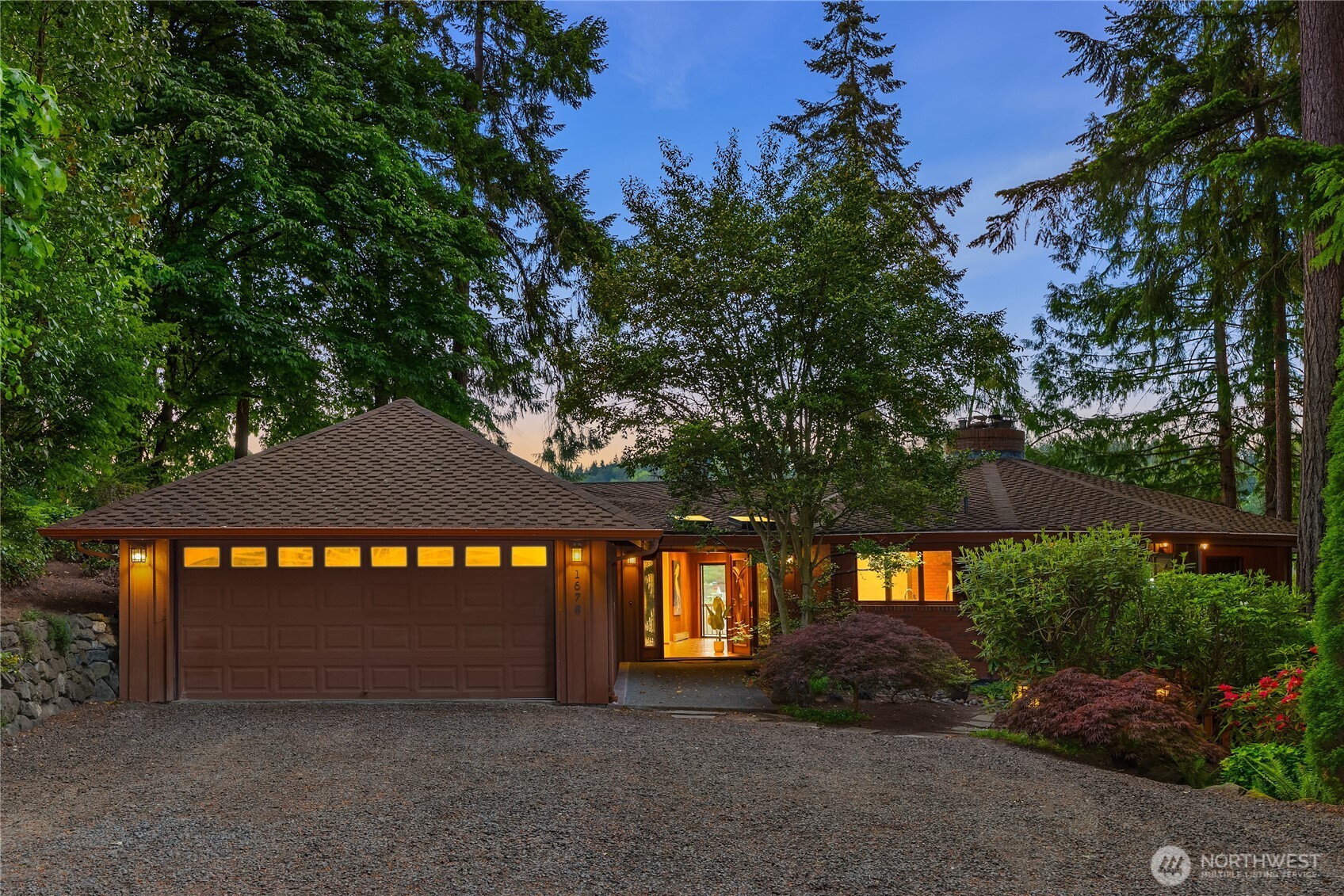 1678 NE Jacobson Road , Poulsbo, WA 98370
