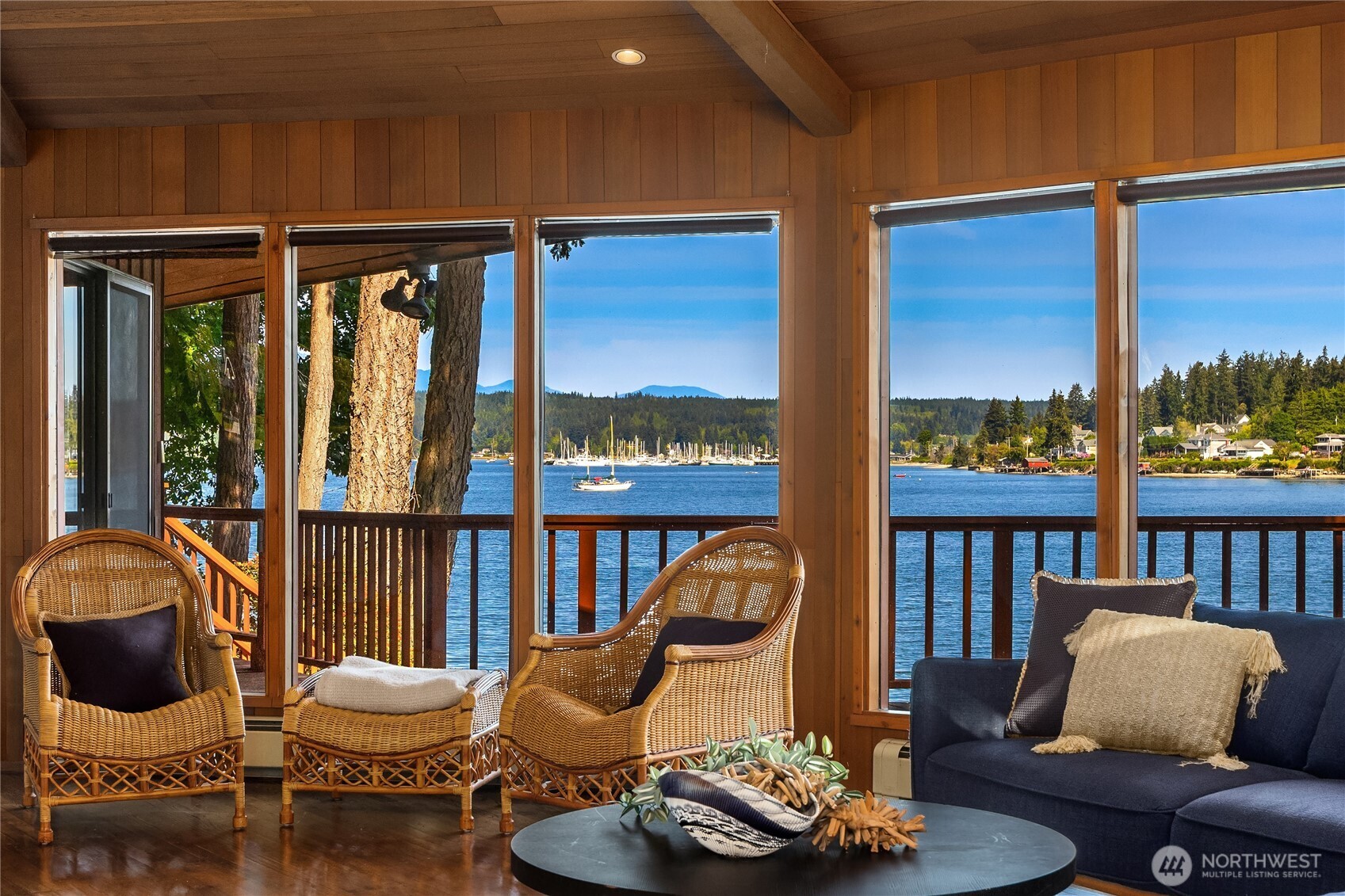 1678 NE Jacobson Road , Poulsbo, WA 98370