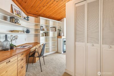10 E Roanoke Street #8, Seattle, WA 98102 - Photo 17