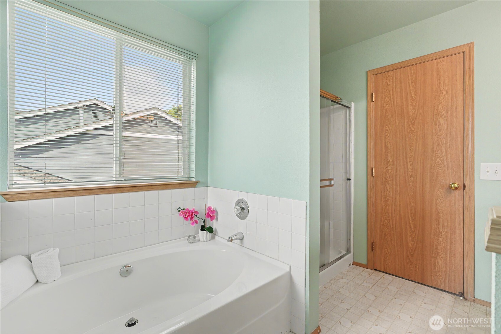 8409 152nd Avenue E, Puyallup, WA 98372